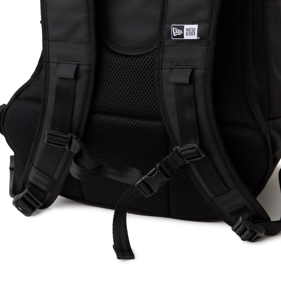 スポーツパック 31L NEロゴ ブラック | ニューエラオンラインストア