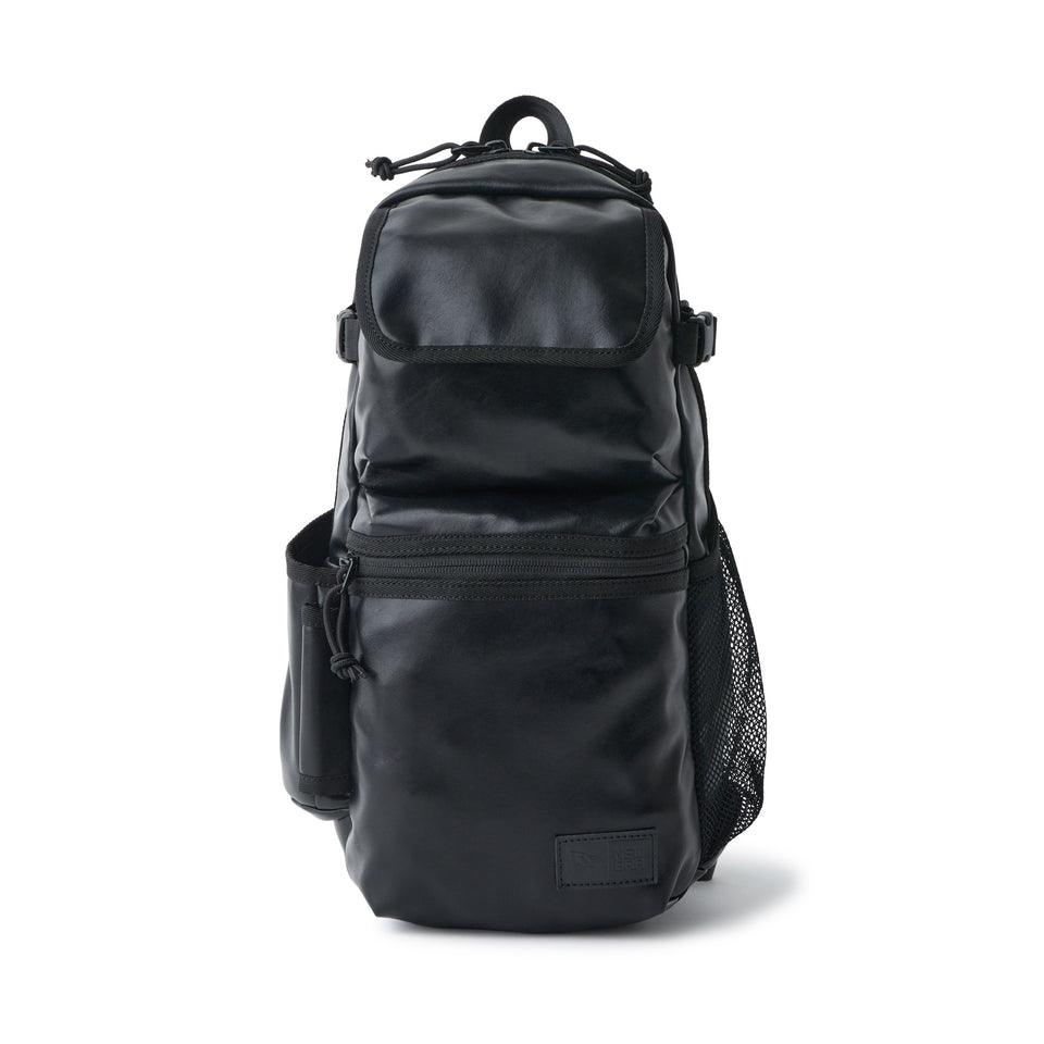 スリングボディバッグ 12L シンセティックレザー ブラック | NEW ERA ニューエラ公式オンラインストア