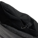 フィールド ショルダーバッグ 9L ブラック リフレクトシルバー | アウトドア | NEW ERA ニューエラ公式オンラインストア