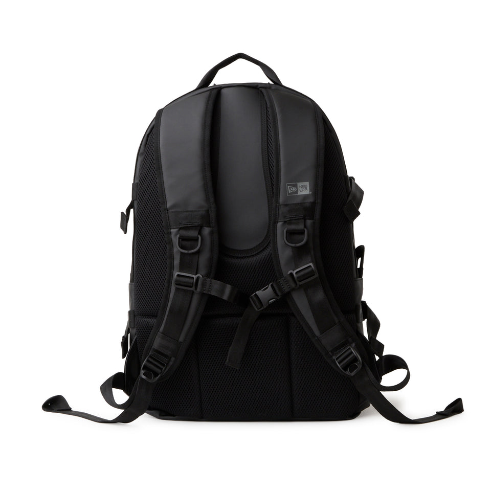 キャリアパック 35L シンセティックレザー ブラック | ニューエラ