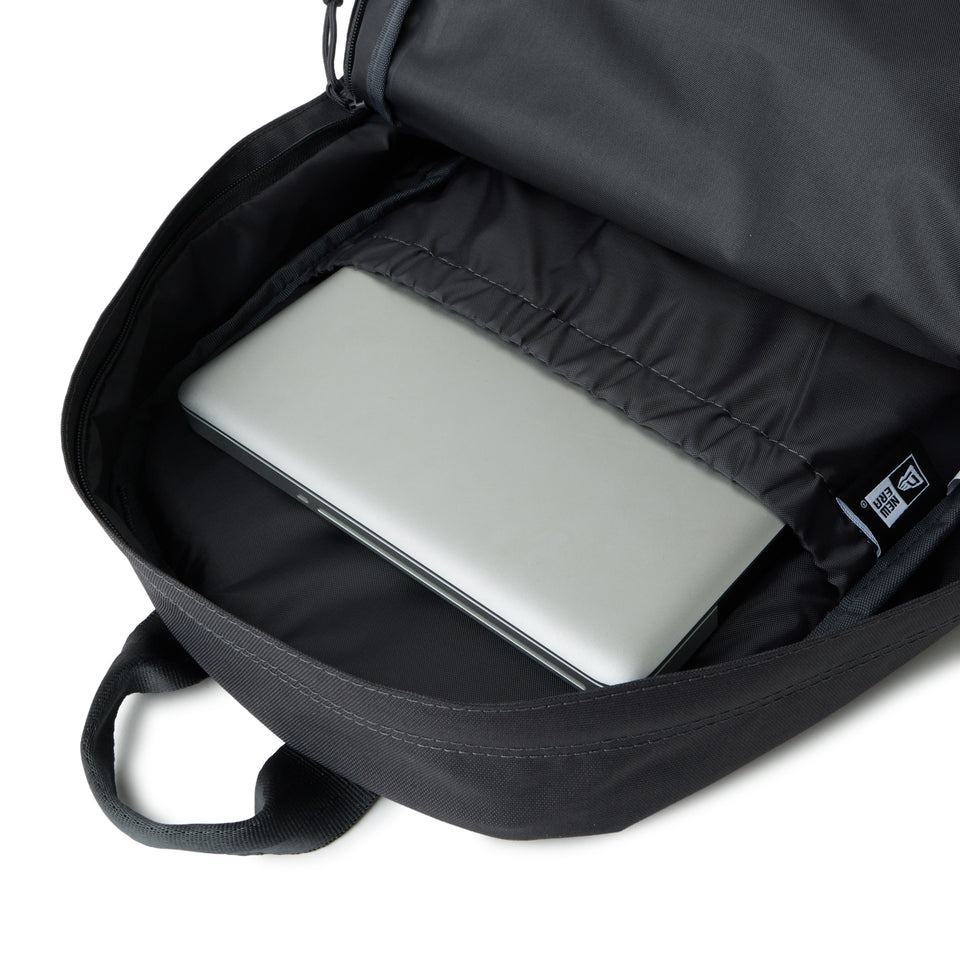 キャンパスパック 35L グラファイト | NEW ERA ニューエラ公式オンラインストア