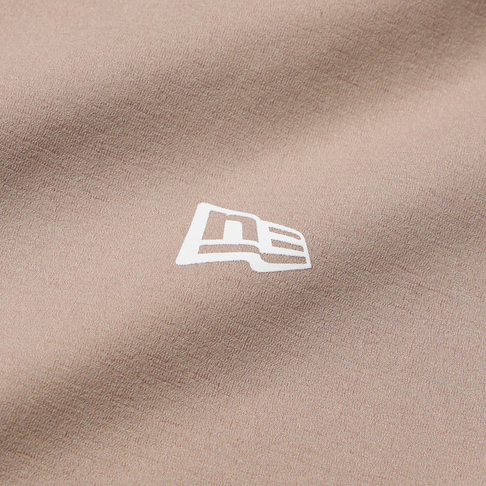 半袖 ユーティリティー オーバーサイズド　Tシャツ Archive Logo アッシュブラウン | アウトドア | NEW ERA ニューエラ公式オンラインストア
