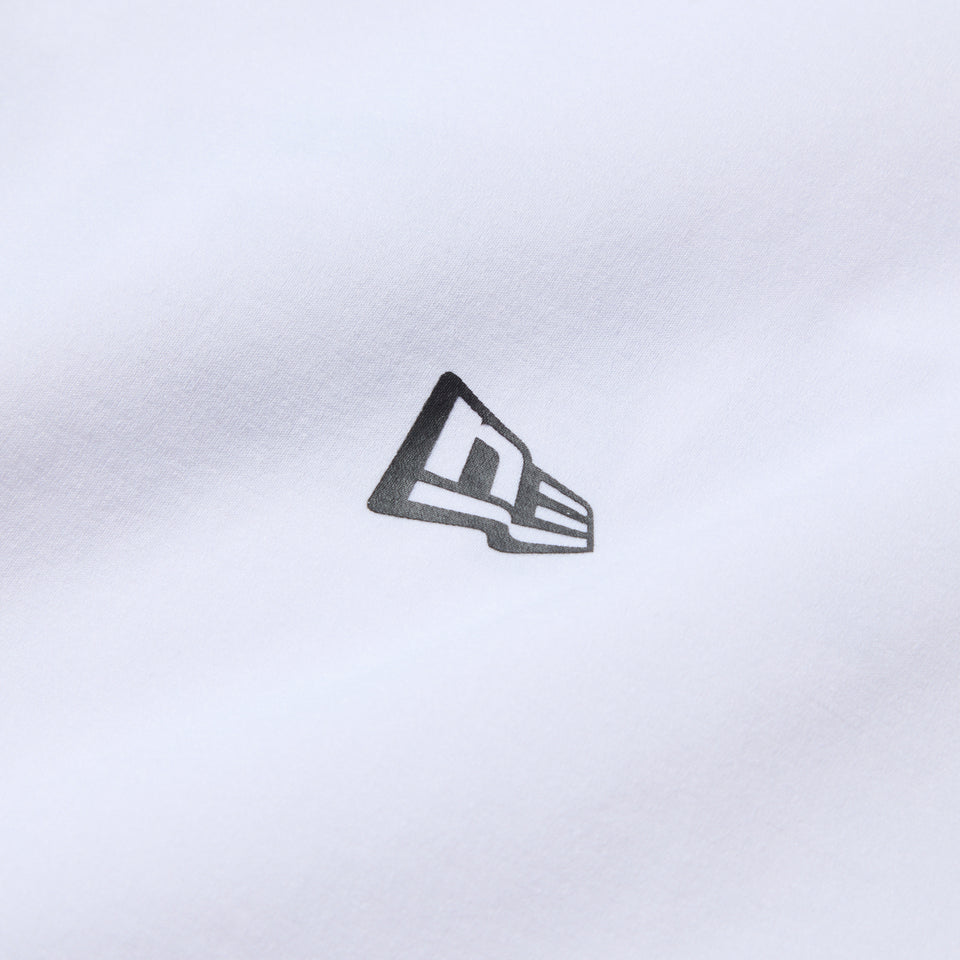 長袖 ユーティリティー オーバーサイズド　Tシャツ Wordmark Logo ホワイト | アウトドア | NEW ERA ニューエラ公式オンラインストア