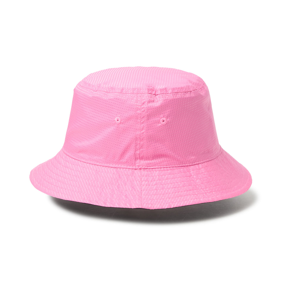 バケット01  リバーシブル Tech Air ブラック ストロベリー｜アウトドア | NEW ERA ニューエラ公式オンラインストア