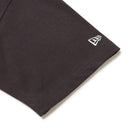 半袖 ウォッシュド コットン Tシャツ Classic Script Logo スミクロ | NEW ERA ニューエラ公式オンラインストア
