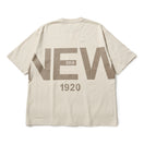 半袖 オーバーサイズド コットン Tシャツ Zoom Up Logo クリーム | NEW ERA ニューエラ公式オンラインストア