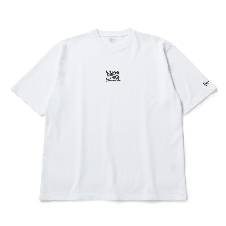 半袖 オーバーサイズド コットン Tシャツ Wall Art ホワイト