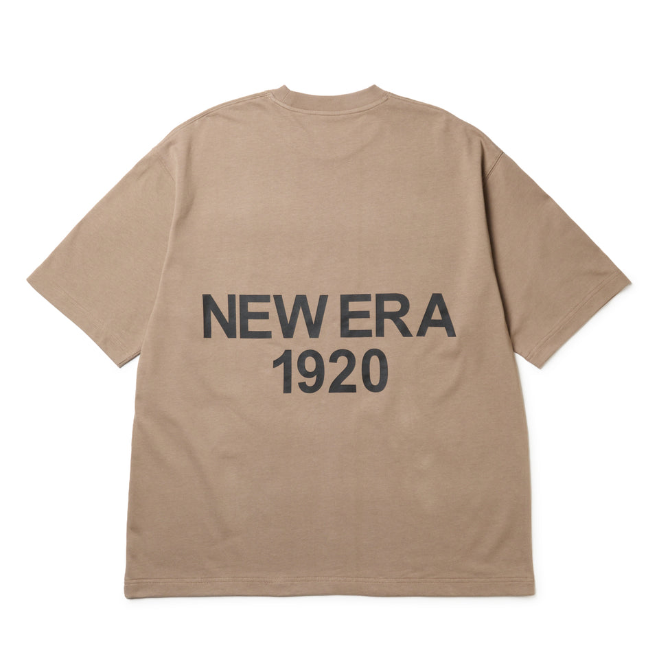 半袖 オーバーサイズド コットン Tシャツ NEW ERA 1920 ピューター | NEW ERA ニューエラ公式オンラインストア
