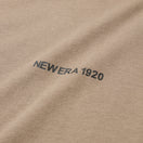 半袖 オーバーサイズド コットン Tシャツ NEW ERA 1920 ピューター | NEW ERA ニューエラ公式オンラインストア