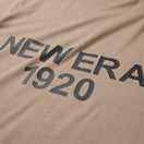 半袖 オーバーサイズド コットン Tシャツ NEW ERA 1920 ピューター | NEW ERA ニューエラ公式オンラインストア