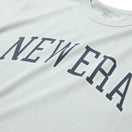 半袖 ガーメントダイ コットン Tシャツ College Logo グレー | NEW ERA ニューエラ公式オンラインストア