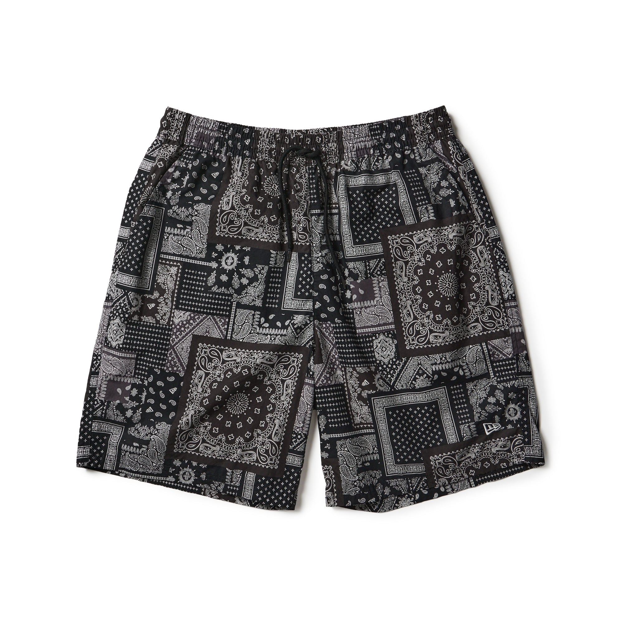 BALR. コットン ブラックデニム イージー ショートパンツ M イージー ショートパンツ Oriental Paisley ブラック | ニューエラ