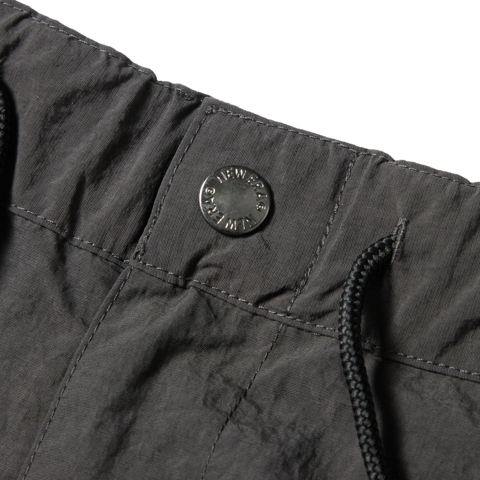 デタッチャブル ナイロン 2WAY カーゴ パンツ チャコール | NEW ERA ニューエラ公式オンラインストア