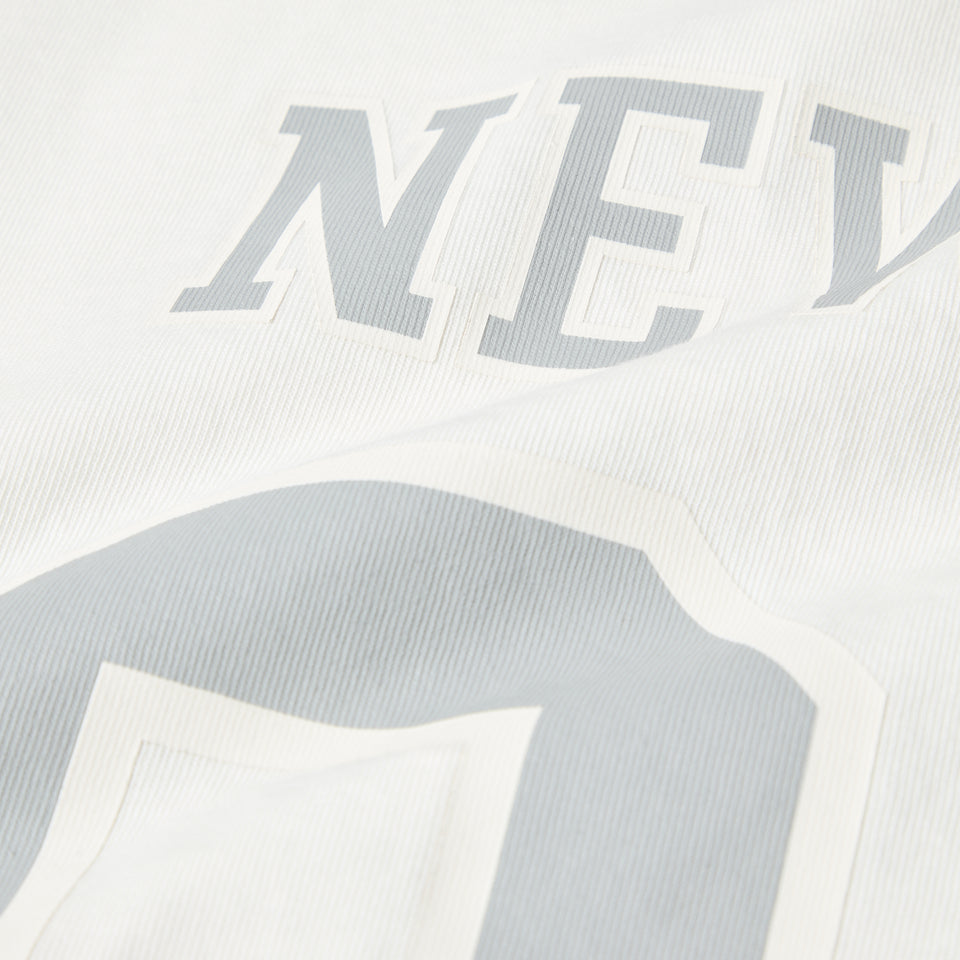 Women's 半袖 オーバーサイズド ガーメントダイ コットン Tシャツ オフホワイト | NEW ERA ニューエラ公式オンラインストア