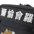 スクエアショルダーポーチ 1.5L KANSAI YAMAMOTO 爾愉會羅 ブラック | NEW ERA ニューエラ公式オンラインストア