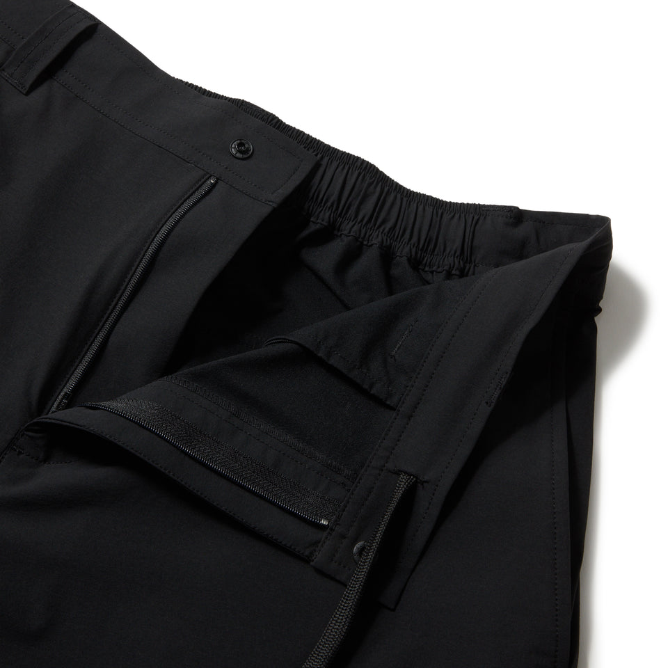 ショートパンツ Turf & Surf Shorts Outline Logo ブラック | ゴルフ | NEW ERA ニューエラ公式オンラインストア