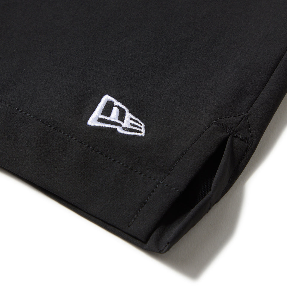 ショートパンツ Turf & Surf Shorts Outline Logo ブラック | ゴルフ | NEW ERA ニューエラ公式オンラインストア