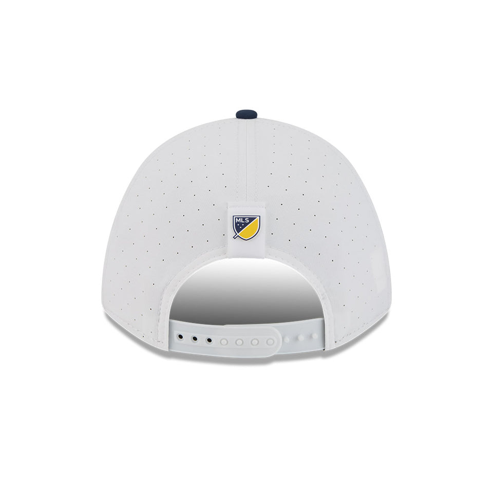 9FORTY A-Frame Major League Soccer Kick Off ロサンゼルス・ギャラクシー | NEW ERA ニューエラ公式オンラインストア