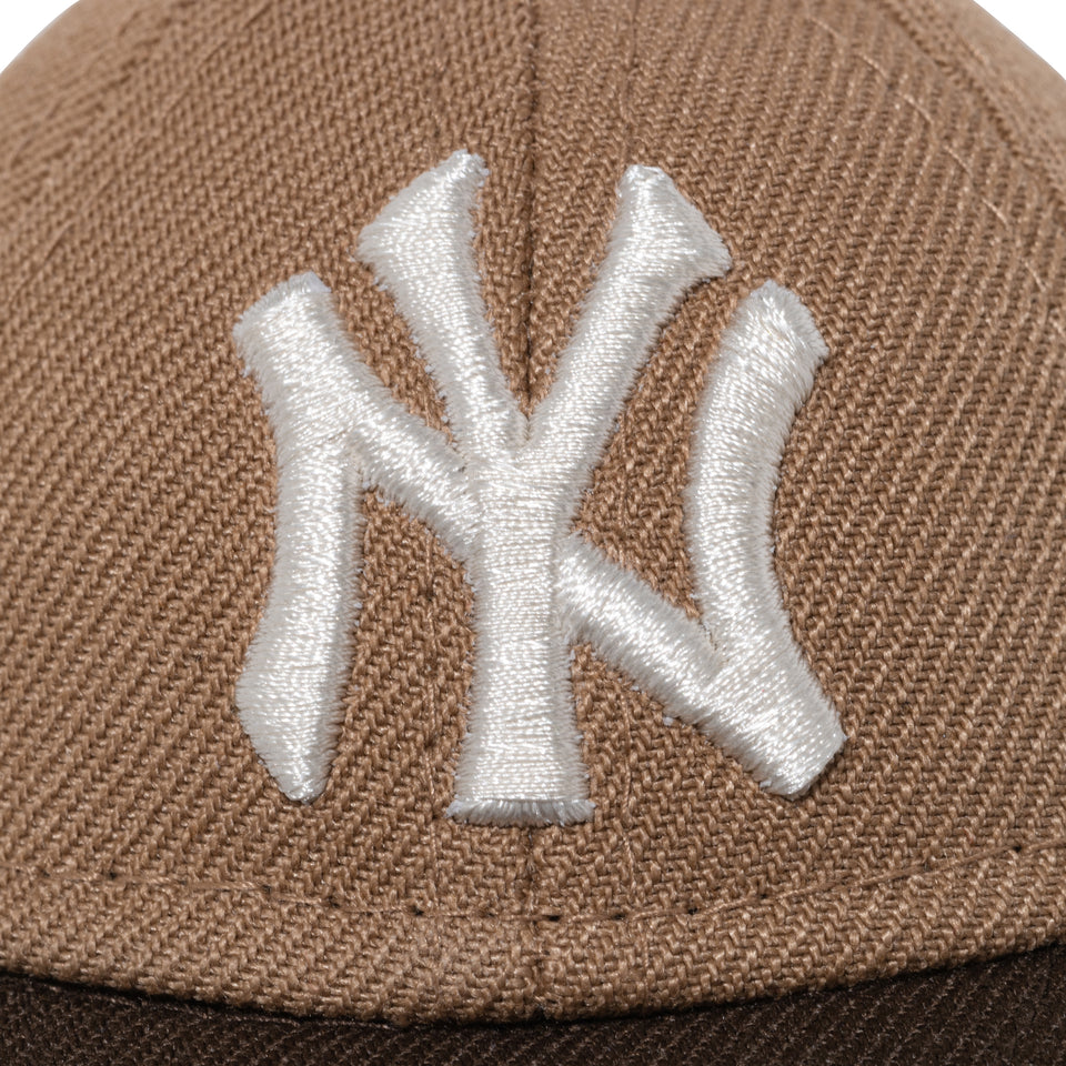 キャップキーホルダー ニューヨーク・ヤンキース Happy Holidays カーキ ウォルナット