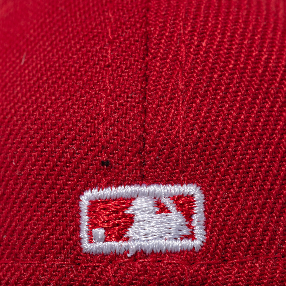 キャップキーホルダー ロサンゼルス・ドジャース Happy Holidays スカーレット