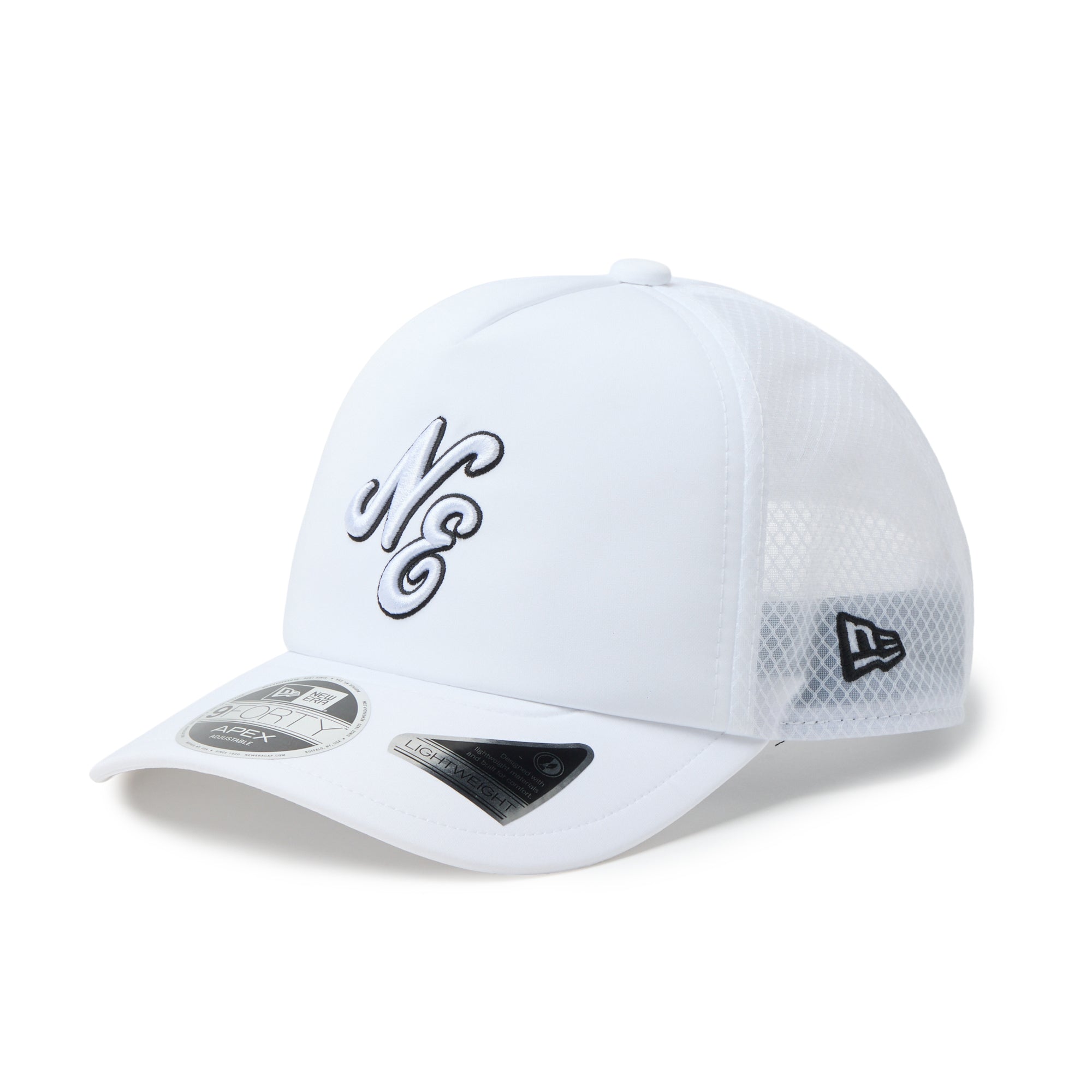 NEW ERA ニューエラゴルフ　スニード　中綿入り　ホワイト Mサイズ ☆20%OFF価格☆【美品】New Era ニューエラ スニード ブルゾン ライト