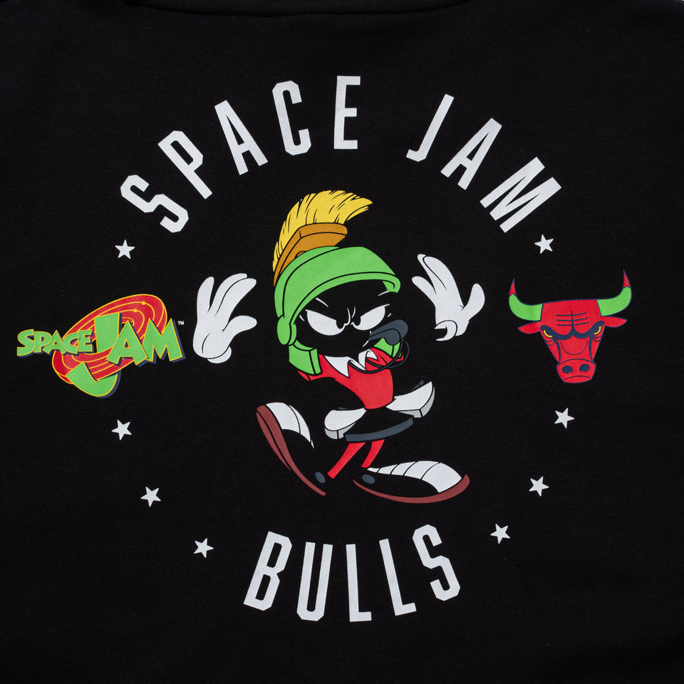 オーバーサイズド スウェット プルオーバーフーディー Space Jam 2 スペース・ジャム 2 シカゴ・ブルズ ブラック