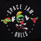 オーバーサイズド スウェット プルオーバーフーディー Space Jam 2 スペース・ジャム 2 シカゴ・ブルズ ブラック
