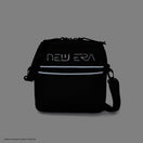 スクエア ショルダーポーチ 1.5L HAJIME SORAYAMA TPUロゴ ブラック | NEW ERA ニューエラ公式オンラインストア