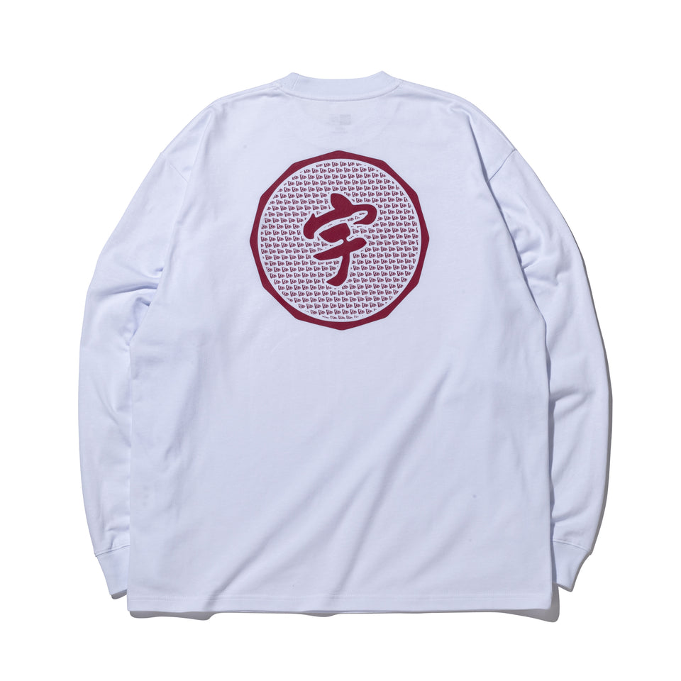 長袖 オーバーサイズド コットン Tシャツ 宇ち多゛ ホワイト | NEW ERA ニューエラ公式オンラインストア