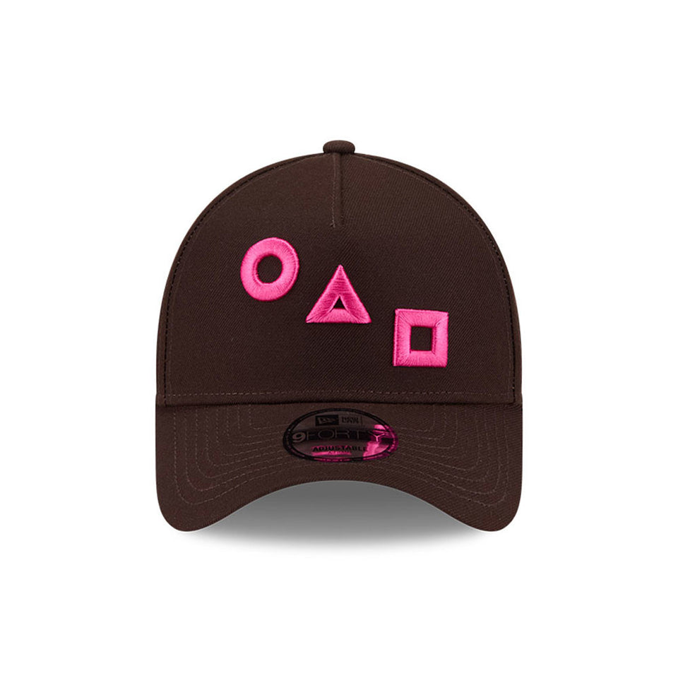 9FORTY A-Frame SQUID GAME イカゲーム Hierarchy ブラウン | NEW ERA ニューエラ公式オンラインストア
