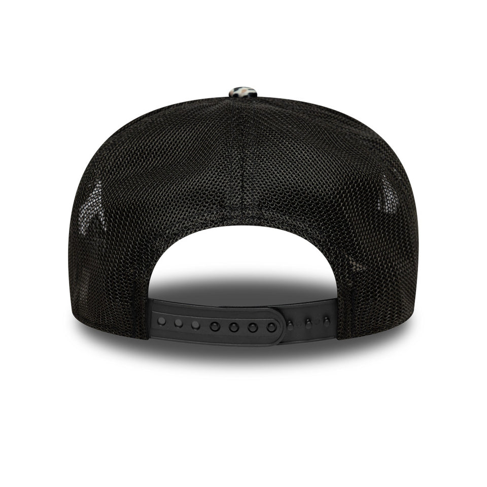 9SEVENTY ストレッチスナップ トラッカー Visa Cash App Racing Bulls F1 Team ビザ・キャッシュアップ・レーシングブルズF1チーム レオパード ストーン | NEW ERA ニューエラ公式オンラインストア