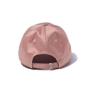 9TWENTY Valentine's Day サテン ニューヨーク・ヤンキース ピンクベージュ | NEW ERA ニューエラ公式オンラインストア
