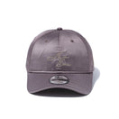 9TWENTY Valentine's Day サテン ニューエラロゴ アッシュグレー | NEW ERA ニューエラ公式オンラインストア