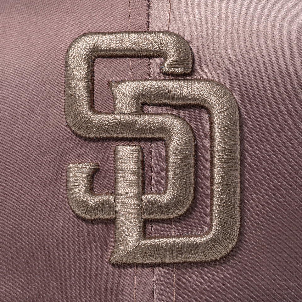 59FIFTY Valentine's Day サテン サンディエゴ・パドレス アッシュブラウン | NEW ERA ニューエラ公式オンラインストア