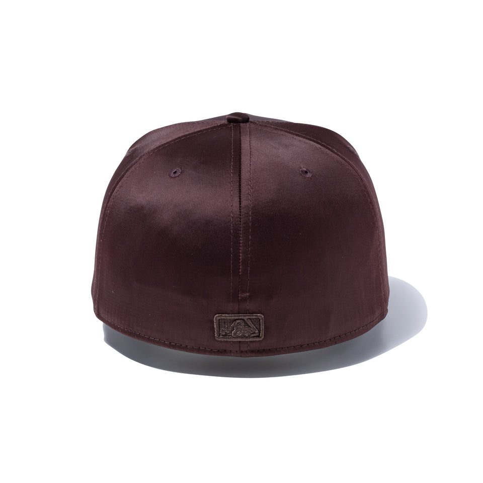 59FIFTY Valentine's Day サテン ニューヨーク・ヤンキース ダークブラウン | NEW ERA ニューエラ公式オンラインストア