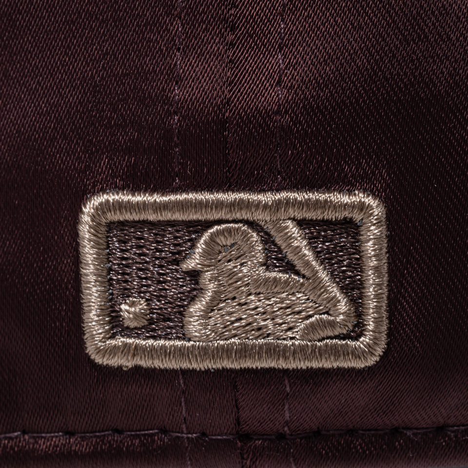 59FIFTY Valentine's Day サテン ボストン・レッドソックス ダークブラウン/アッシュブラウン | NEW ERA ニューエラ公式オンラインストア