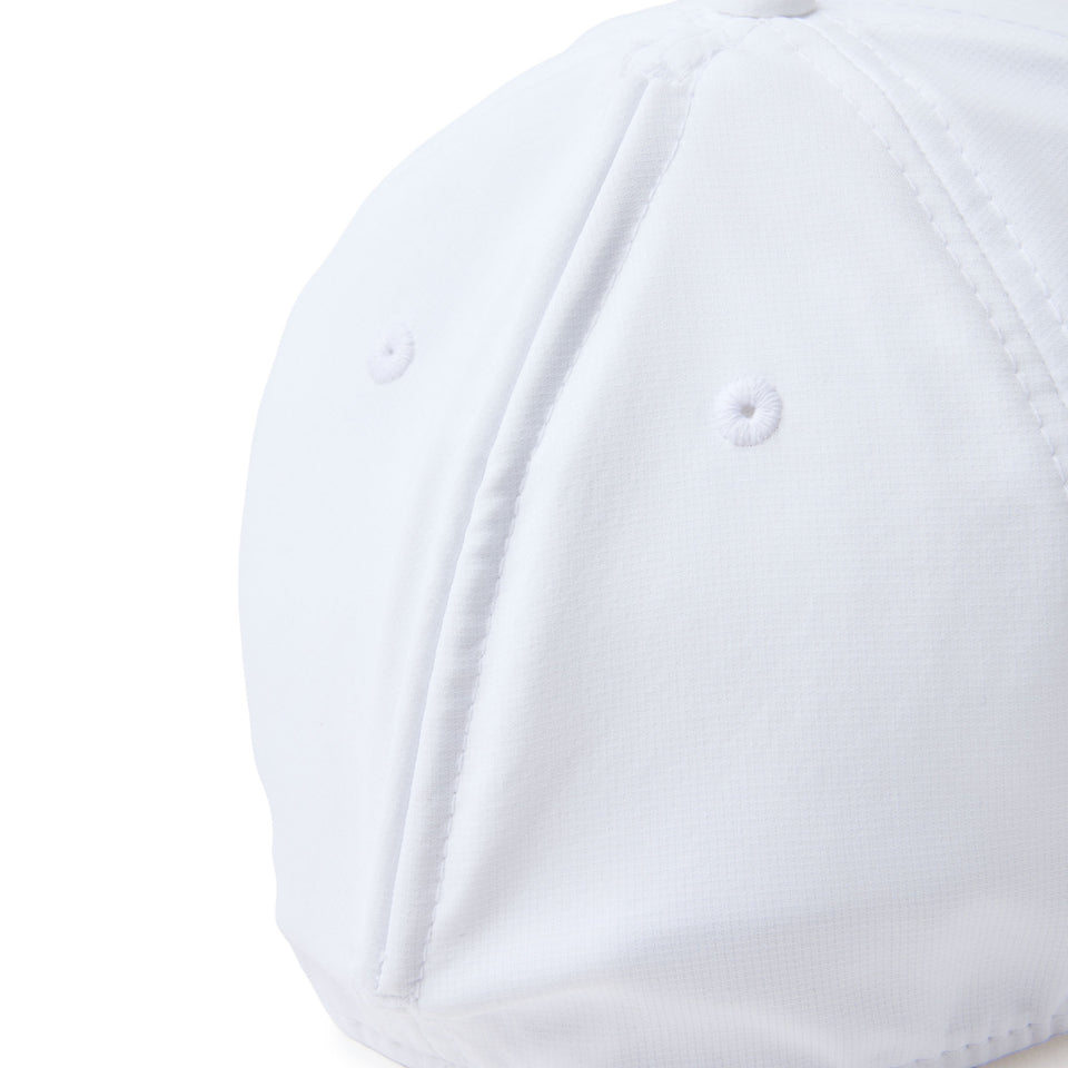 Women’s 39THIRTY Open Back マグネット ホワイト | パフォーマンスアパレル | NEW ERA ニューエラ公式オンラインストア