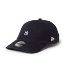 9TWENTY ウォッシュドコットン Mini Logo ニューヨーク・ヤンキース ネイビー/ホワイト | NEW ERA ニューエラ公式オンラインストア