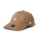 9TWENTY ウォッシュドコットン Mini Logo ニューヨーク・ヤンキース カーキ/ホワイト | NEW ERA ニューエラ公式オンラインストア