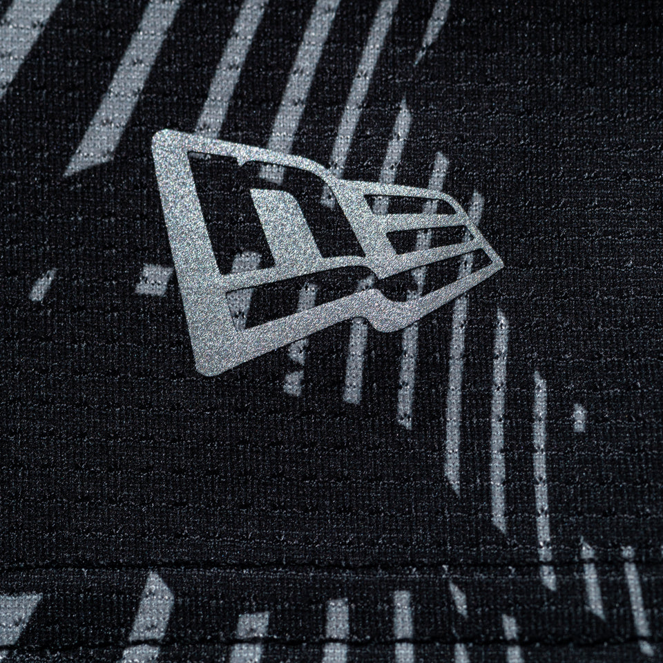 半袖 テックTシャツ New Era Running タイガーストライプカモ ブラック | パフォーマンスアパレル ランニング