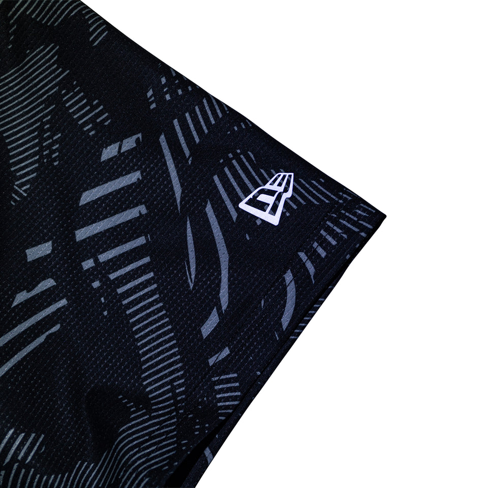 半袖 テックTシャツ New Era Running タイガーストライプカモ ブラック | パフォーマンスアパレル ランニング