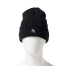 ベーシック カフニット Mini Logo ニューヨーク・ヤンキース ブラック | NEW ERA ニューエラ公式オンラインストア