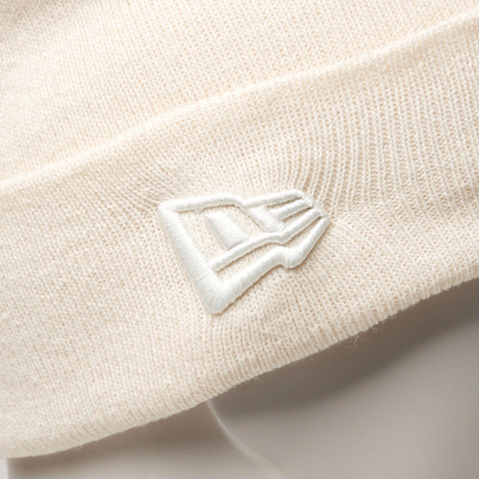 ベーシック カフニット レイズド フラッグロゴ オフホワイト | NEW ERA ニューエラ公式オンラインストア