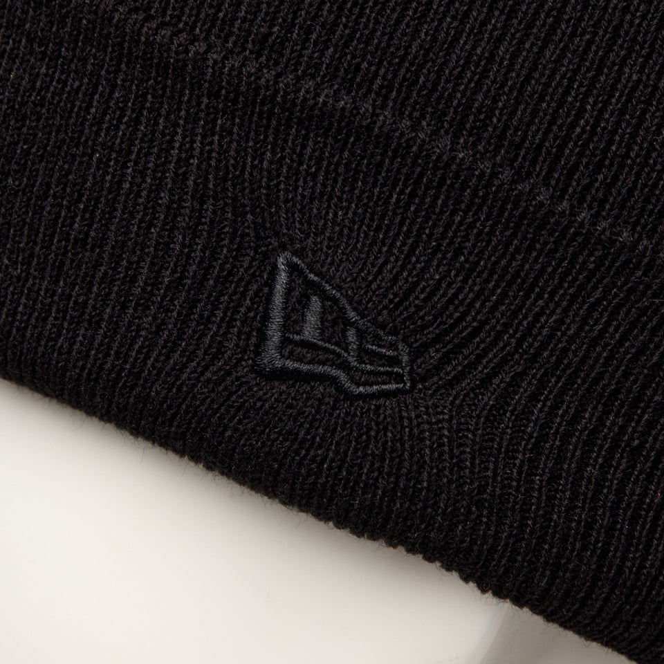 ベーシック カフニット レイズド フラッグロゴ ブラック | NEW ERA ニューエラ公式オンラインストア