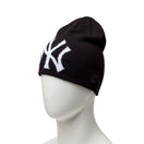ベーシック ビーニー ニューヨーク・ヤンキース  ブラック オフホワイト | NEW ERA ニューエラ公式オンラインストア