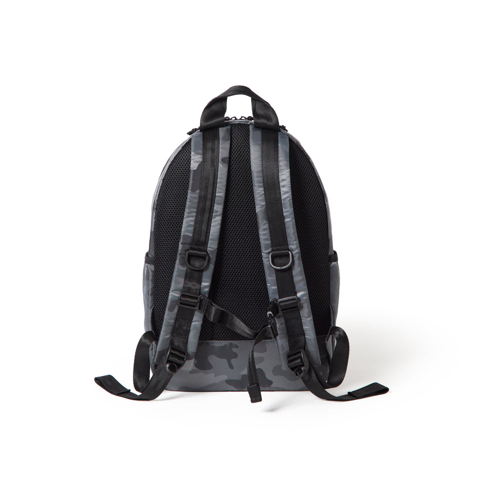 キッズ Youth ライトパック 18L ジャカードカモ グレー | NEW ERA ニューエラ公式オンラインストア