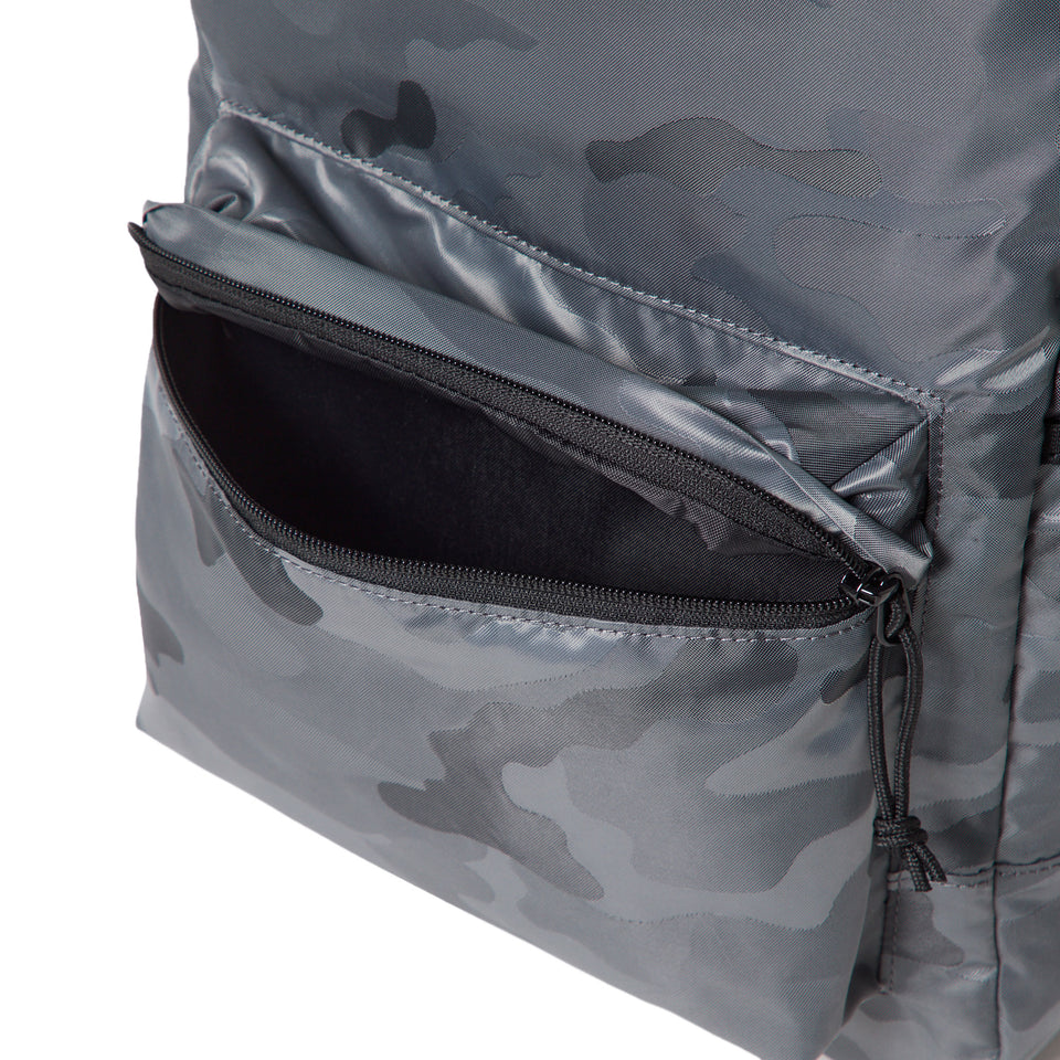 キッズ Youth ライトパック 18L ジャカードカモ グレー | NEW ERA ニューエラ公式オンラインストア