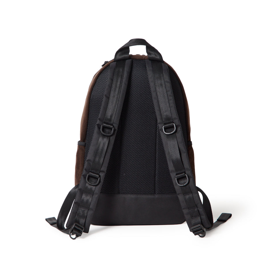 ライトパック 27L コーデュロイ ウォルナット | NEW ERA ニューエラ公式オンラインストア