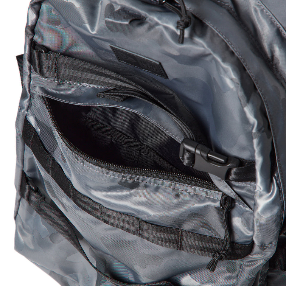 キャリアパック 35L ジャカードカモ グレー | NEW ERA ニューエラ公式オンラインストア