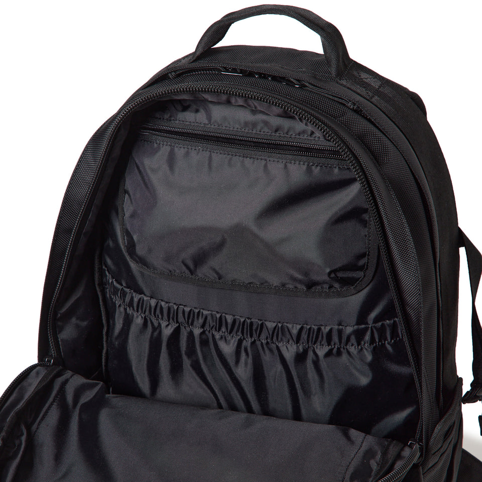 キャリアパック 35L 1680D NEW NE LOGO ブラック | NEW ERA ニューエラ公式オンラインストア
